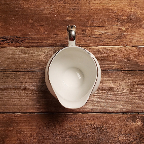 Fine China Serveware Set - Picture 6 of 11